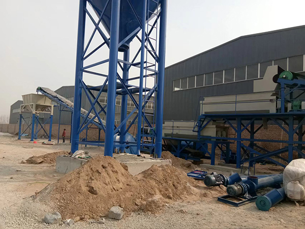穩定土拌(bàn)合站